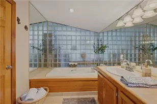 91 Easton Ave, Portsmouth, RI 02871 - Photo 17