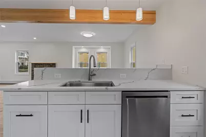65 7th Street, East Providence, RI 02914 - Photo 5