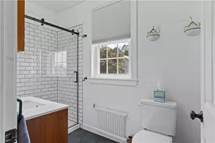 150 Dexterdale Rd, Providence, RI 02906 - Photo 23