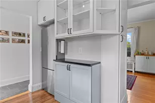 150 Dexterdale Rd, Providence, RI 02906 - Photo 15