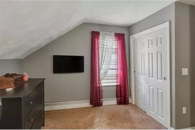 28 Gardner Street, Pawtucket, RI 02861 - Photo 17