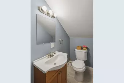 28 Gardner Street, Pawtucket, RI 02861 - Photo 19