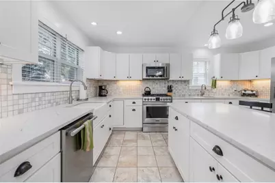 36 Beachview Terrace, Middletown, RI 02842 - Photo 1