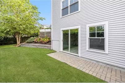 36 Beachview Terrace, Middletown, RI 02842 - Photo 43