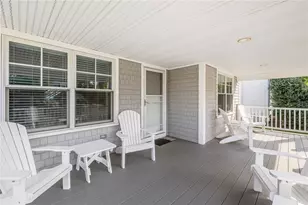 36 Beachview Terrace, Middletown, RI 02842 - Photo 3