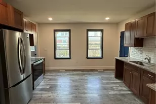 70 Clyde St, West Warwick, RI 02893 - Photo 3