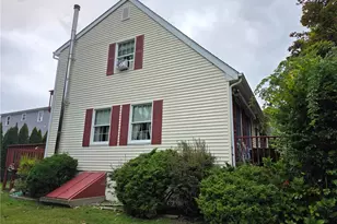 11 Eddy Dr, Westerly, RI 02891 - Photo 5