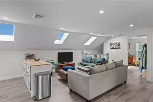 118 Pitman St, Providence, RI 02906 - Photo 31