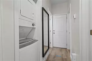 118 Pitman St, Providence, RI 02906 - Photo 15