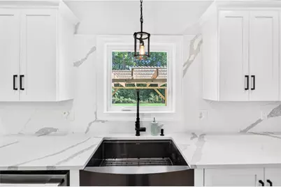 38 Burroughs Street, East Providence, RI 02914 - Photo 7