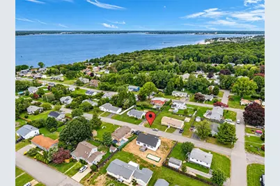 121 Robert Gray Avenue, Tiverton, RI 02878 - Photo 23