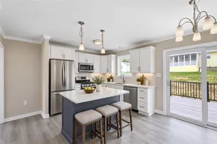 121 Robert Gray Ave, Tiverton, RI 02878 - Photo 7