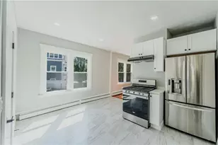 31 Bowdoin St, Providence, RI 02909 - Photo 5