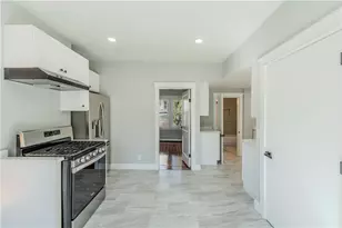 31 Bowdoin St, Providence, RI 02909 - Photo 7