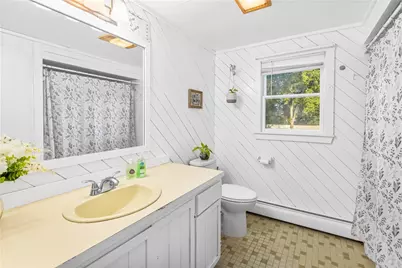 565 Sandy Lane, Warwick, RI 02889 - Photo 17