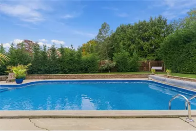 21 Lawnacre Drive, Cranston, RI 02920 - Photo 13