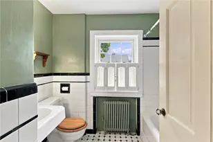 14 Englewood Ln, Warwick, RI 02888 - Photo 25