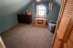 110 Park View Blvd, Cranston, RI 02910 - Photo 27