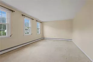 5 Kimberly Ann Dr, Smithfield, RI 02828 - Photo 5