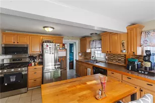 69 Clarner St, Pawtucket, RI 02861 - Photo 7