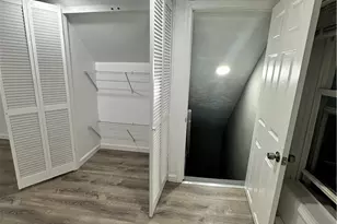 147 Warren Ave, Pawtucket, RI 02860 - Photo 3