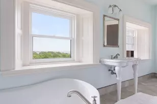 36 Beacon Hill Rd, Newport, RI 02840 - Photo 21
