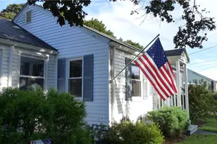 34 Union Ave, Warwick, RI 02889 - Photo 3