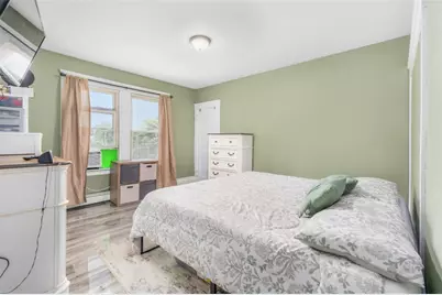 628 Cumberland Hill Road, Woonsocket, RI 02895 - Photo 17