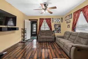628 Cumberland Hill Rd, Woonsocket, RI 02895 - Photo 31