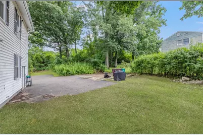 628 Cumberland Hill Road, Woonsocket, RI 02895 - Photo 37