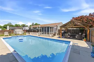 6 Setian Cir, Johnston, RI 02919 - Photo 27