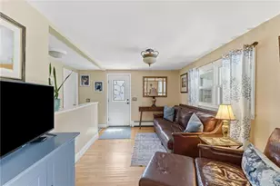 6 Setian Cir, Johnston, RI 02919 - Photo 7