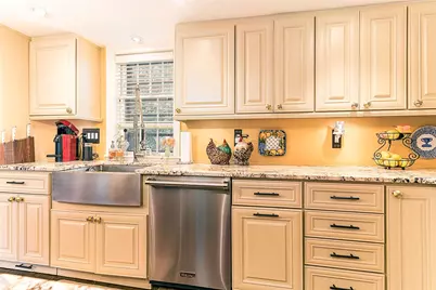 11 Fountain Street, North Kingstown, RI 02852 - Photo 21