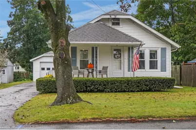 64 Crest Avenue, Warwick, RI 02886 - Photo 3