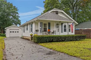 64 Crest Ave, Warwick, RI 02886 - Photo 5