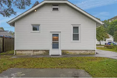 64 Crest Avenue, Warwick, RI 02886 - Photo 29