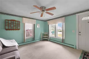 64 Crest Ave, Warwick, RI 02886 - Photo 7