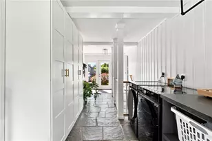 561 Boyds Ln, Portsmouth, RI 02871 - Photo 5