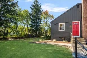 330 Manolla Ave, Warwick, RI 02888 - Photo 31
