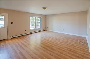 281 Swan St, Providence, RI 02905 - Photo 7