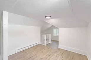 26 Berlin St, Providence, RI 02908 - Photo 15