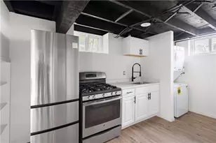 26 Berlin St, Providence, RI 02908 - Photo 25