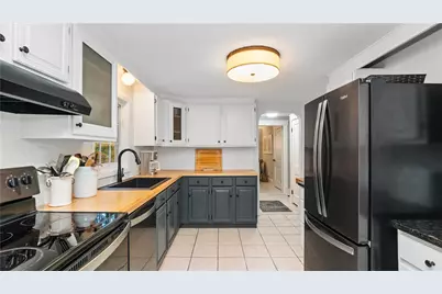 138 Audubon Road, Warwick, RI 02888 - Photo 13