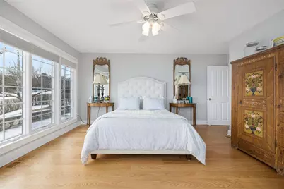 124 Memorial Boulevard, Newport, RI 02840 - Photo 23