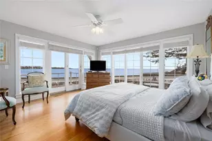 124 Memorial Blvd, Newport, RI 02840 - Photo 27
