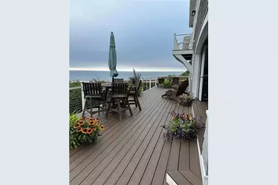 124 Memorial Boulevard, Newport, RI 02840 - Photo 31