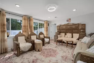 807 Pontiac Ave, Cranston, RI 02910 - Photo 7