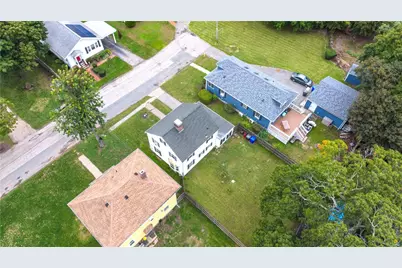 33 Linden Avenue, East Providence, RI 02916 - Photo 7