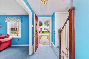 33 Linden Ave, East Providence, RI 02916 - Photo 11
