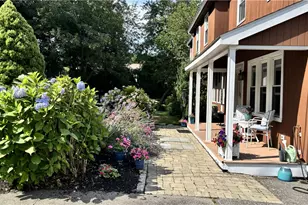 64 Mitchell St, Portsmouth, RI 02871 - Photo 3